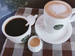 -侯臣咖啡文化村