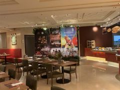 -咖啡苑自助餐厅·中国大饭店