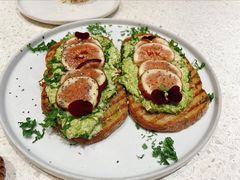 无花果手撕鸡肉tapas-Toris(LuOne凯德晶萃广场店)