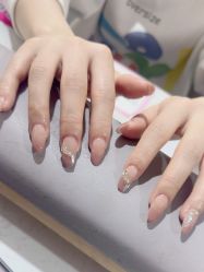 -瞧·享轻奢美甲美睫