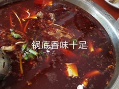 -刘胖娃鱼庄·特色肥肠鱼(杨家坪店)