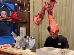 -天成·潮州牛肉脆肉鱼生蚝自助火锅