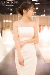 -Lady  Jane高端婚纱礼服馆