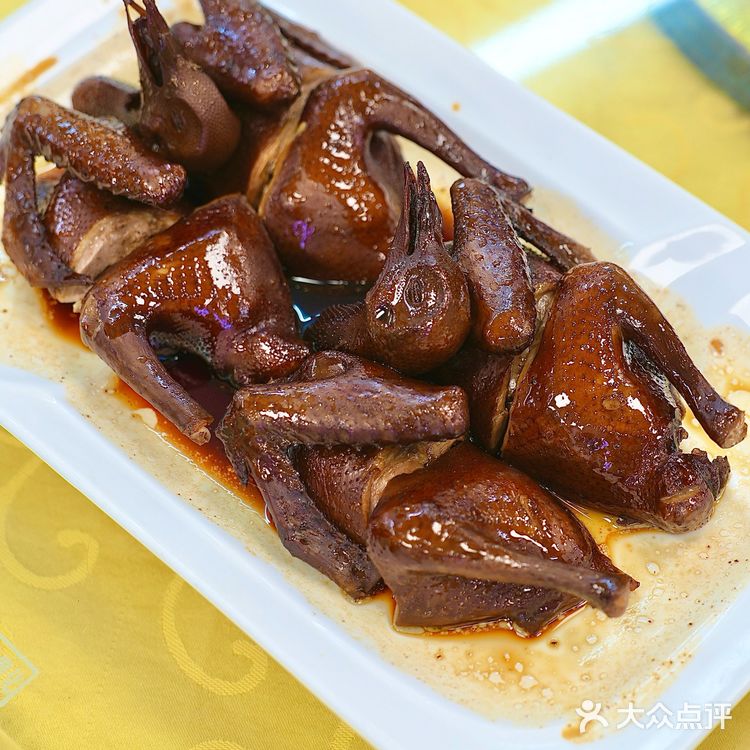 在东莞实现乳鸽自由！寮步新开这家店香迷糊了