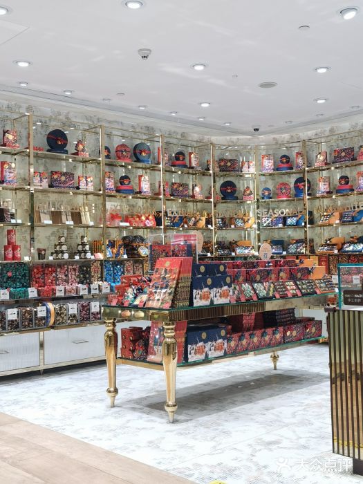 VENCHI 闻绮(北京国贸商城店)零售区图片