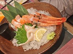 -牛YO寿喜烧·铁板烧和牛火锅自助(市府恒隆店)