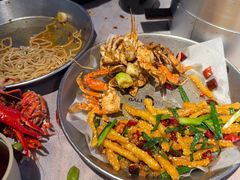 -巴厘龙虾·榜首油焖大虾(音乐学院·沿江酒馆店)