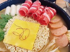 -WOW LUCKY创意韩料(龙阳广场店)
