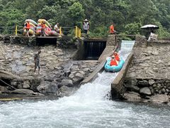 -安吉龙王山峡谷漂流