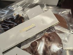 -Laderach 莱德拉(上海环贸iapm店)