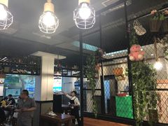 大堂-农夫大盘鸡(经八路总店)