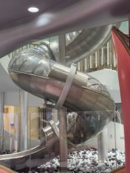 -奈尔宝·国风主题儿童乐园·亲子餐厅(豫园商城店)