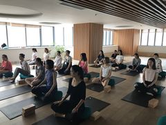 -康斐斯健身(银泰创意城店)