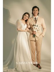 -雪中彩影婚纱摄影·微光艺术中心