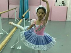 -Isee灰姑娘国际儿童艺术中心(BHGMall店)