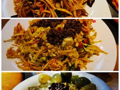 -咱屯子铁锅炖直营店(保利店)