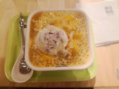 雪山杨枝甘露-满记甜品(巴黎春天宝山店)