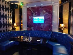 -萧邦音乐会所KTV(向西店)