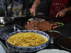 -官亭路小吃一条巷