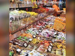 -来伊份(仙霞路五店)