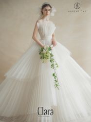 点击看大图 -Renee芮亦婚纱