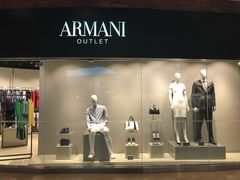 -GIORGIO ARMANI(燕莎奥特莱斯购物中心店)