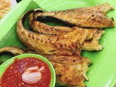 -明记烧鱼美味店