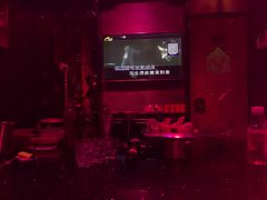 -萧邦音乐会所KTV(向西店)