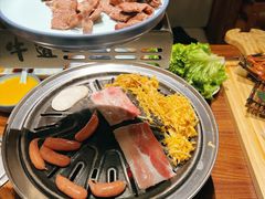 -明洞阿姨·韩式酱蟹烤肉·创意料理(三元桥店)