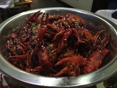 -巴厘龙虾·榜首油焖大虾(音乐学院·沿江酒馆店)