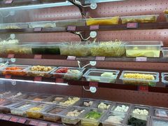 -小蛮椒麻辣烫·麻辣拌(青浦宝龙店)