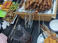 -烤满分·东北烧烤(首经贸店)