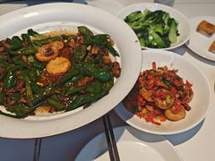 -阿瓦山寨·湘菜现炒·剁椒鱼头王(咸阳总店)