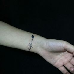 -木子·纹身店TATTOO穿孔·洗纹身