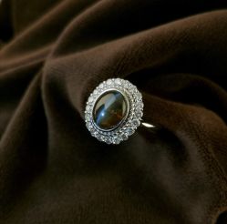 -威德钻石-克拉钻大本营(南京东路店)