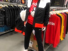 -上品折扣(回龙观店)