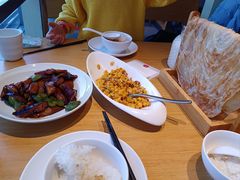 -关东小磨东北菜(上海长风大悦城店)