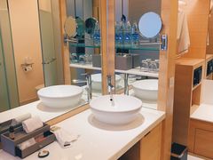 -阿瓦尼河滨曼谷酒店