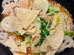 -万记麻辣烫国展总店