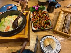 现烤鲜花饼-麦麦山云南菜(复地活力城店)