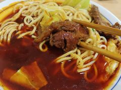 -易毛特色牛肉面(解放碑步行街店)