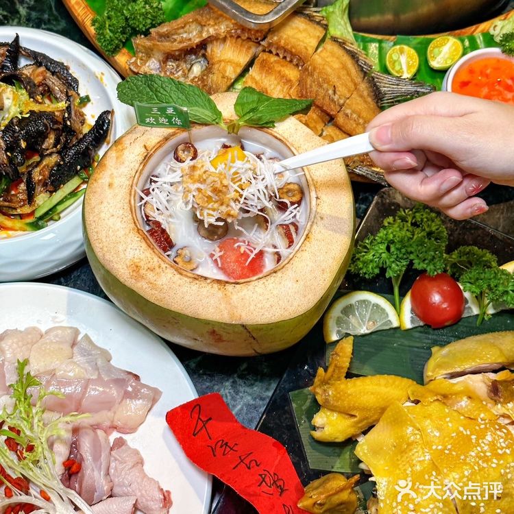 在三亚!!5天吃了3次的椰子鸡!好好吃!