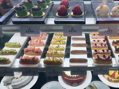 -雍容荟帝王蟹活龙虾展台自助(IFS黑金店)