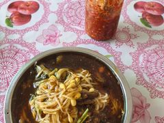 -灵山卢梅燕粉店