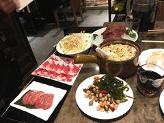 -佬土鹅肠火锅(中建大观店)
