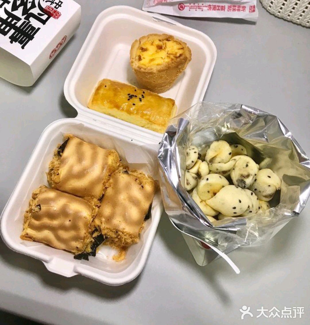 虎虎虎爱吃点心
