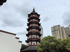 -绳金塔