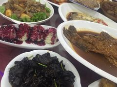 -绿岛酒楼(小海地店)
