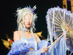 -七彩云南欢乐世界