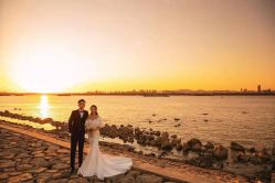 -雪中彩影婚纱摄影·微光艺术中心